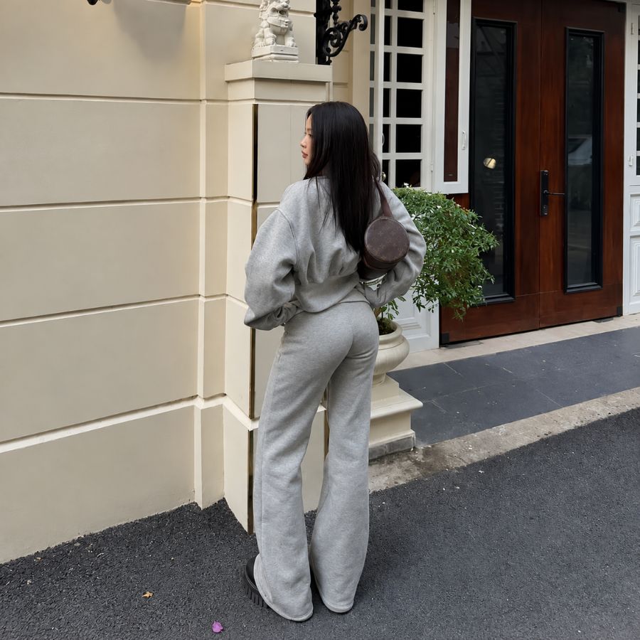 【TEENDRE NORA SWEATPANTS】低腰反摺刷毛喇叭長褲｜提臀修身 顯瘦顯腿長 秋冬辣妹風