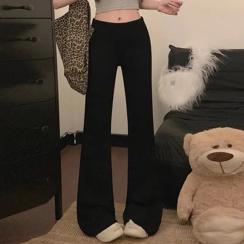 （開賣優惠）高腰喇叭褲，韓系版型，修身顯瘦，修飾腹部與大腿，不挑身形 L19。